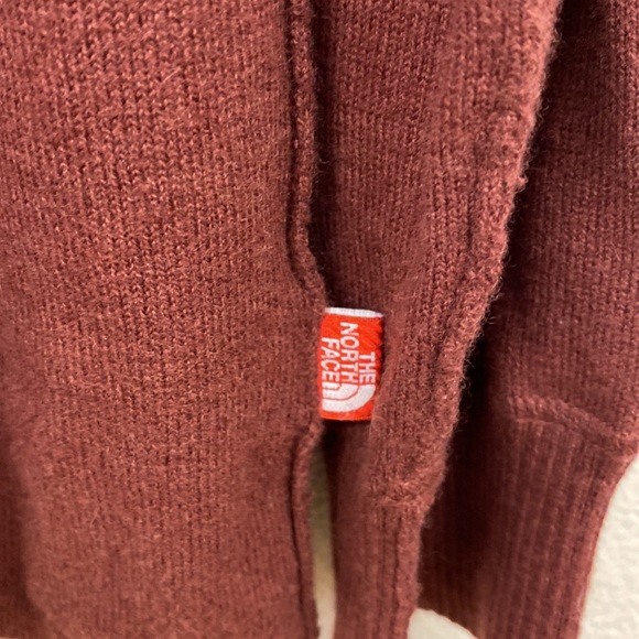 The North Face Quarter Zip Sweater Men's Size Large - Picture 5 of 13